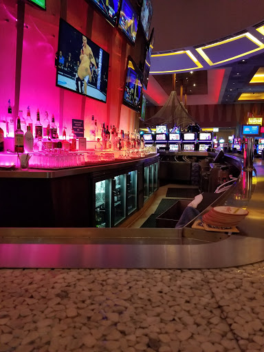 Hotel «Isle Casino Hotel Waterloo», reviews and photos, 777 Isle of Capri Blvd, Waterloo, IA 50701, USA