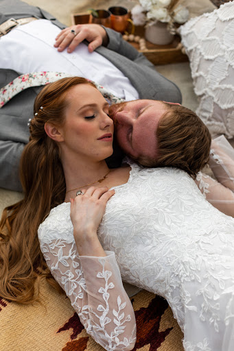 Bridal Shop «A Closet Full of Dresses», reviews and photos, 1249 N Greenfield Rd, Mesa, AZ 85205, USA