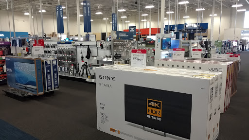 Electronics Store «Best Buy», reviews and photos, 16630 Royalton Rd, Strongsville, OH 44136, USA