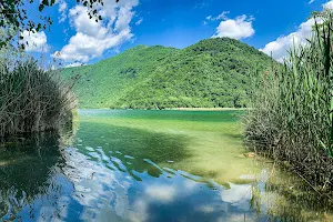Lago del Segrino image