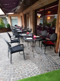 Atmosphère du Restaurant indien Karishma Lounge à Divonne-les-Bains - n°13