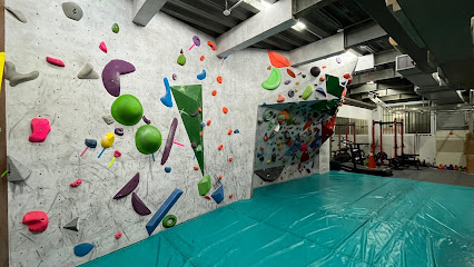 原岩攀岩館-中和店 T-UP Climbing-Zhonghe