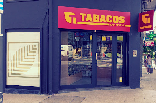 Santiago 12, Especialista en Habanos