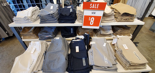 Clothing Store «Old Navy», reviews and photos, 3131 E Main St, Mohegan Lake, NY 10547, USA