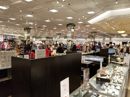 Department Store «Nordstrom», reviews and photos, 4937 Old Orchard Shopping Center, Skokie, IL 60077, USA