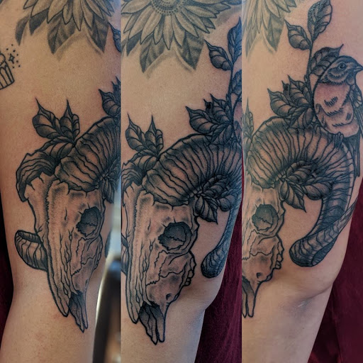 Tattoo Shop «Magic Needle Tattoo & Body», reviews and photos, 4550 FM 1960 Suite E, Humble, TX 77346, USA