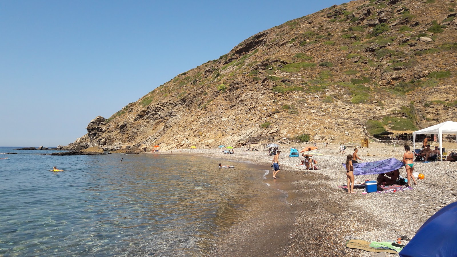 Photo of Aris beach amenities area