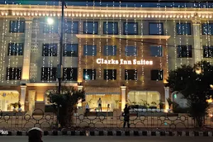 Clarks Inn Suites Gwalior image