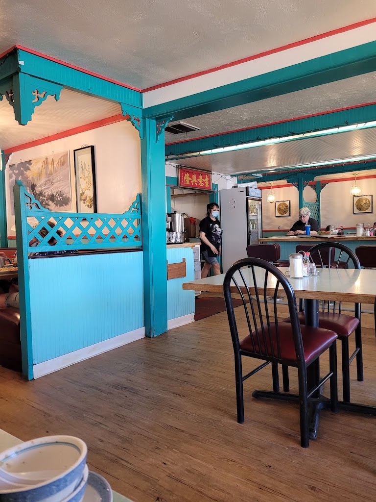 Gee's Family Restaurant 98620