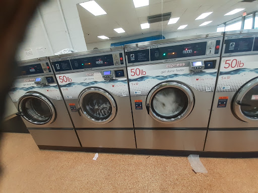 Dry Cleaner «Sunlight Cleaners & Laundromat - Grove City», reviews and photos, 3086 Southwest Blvd, Grove City, OH 43123, USA