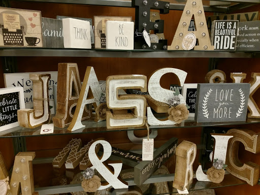 Department Store «T.J. Maxx», reviews and photos, 3 Merchants Row, Rutland, VT 05701, USA