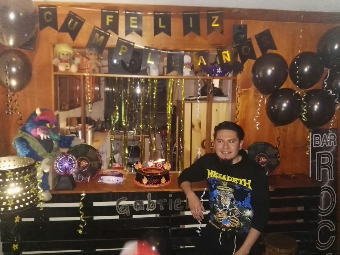 Rock In The Night Cafe Bar