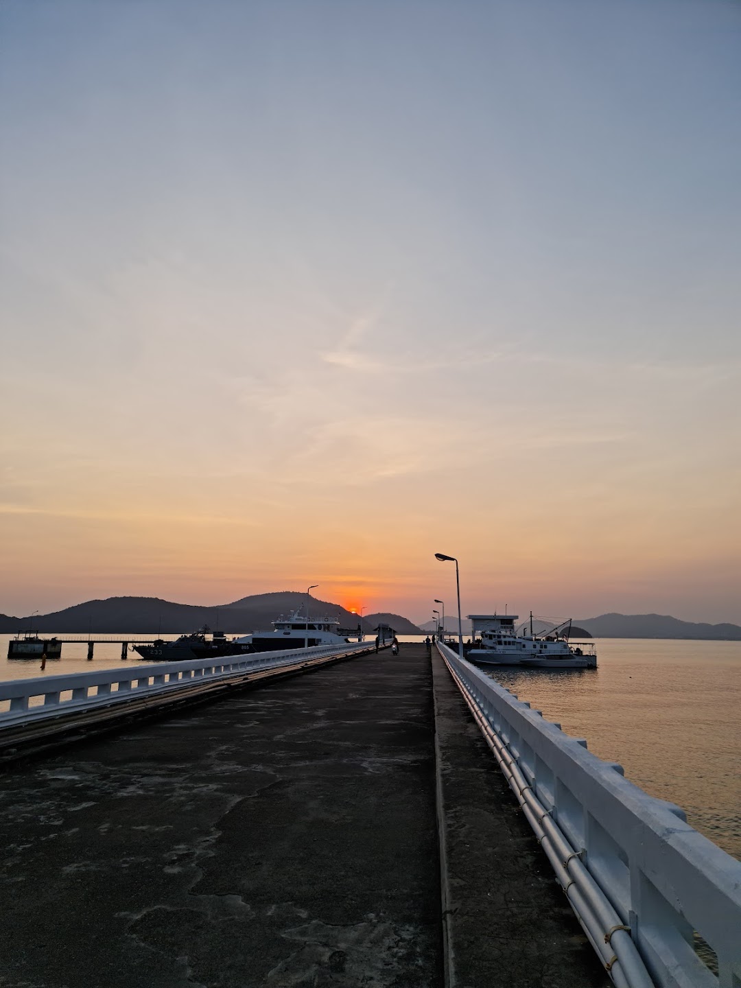 สะพานท่าเรือแหลมพันวา