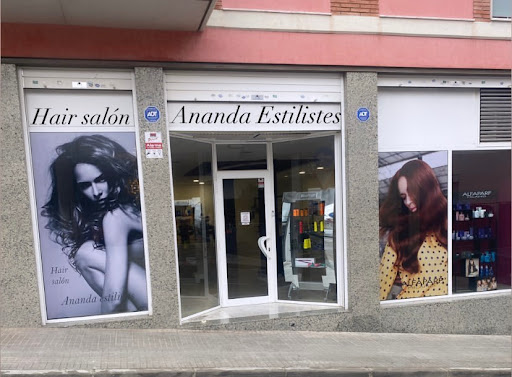 Ananda Estilistes ℍ  salón   Ana Martinez en Corró d'Avall, Barcelona