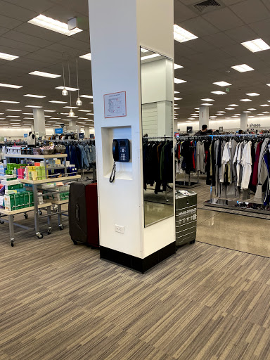 Department Store «Nordstrom Rack Perimeter Expo», reviews and photos, 1201 Hammond Dr NE, Dunwoody, GA 30346, USA