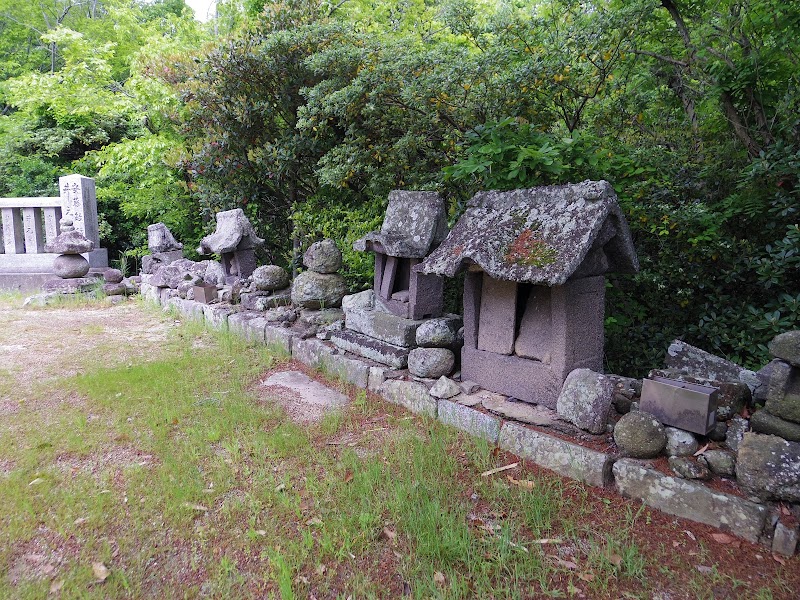 本殿遥拝所(高屋神社)