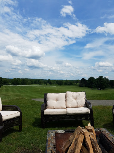 Country Club «Crestview Country Club», reviews and photos, 281 Shoemaker Ln, Agawam, MA 01001, USA