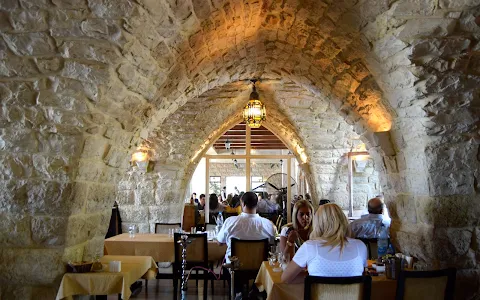 Al Sakhra - Cliff House - مطعم الصخرة image