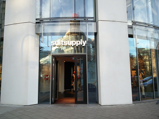 Stores to buy men's polo shirts Düsseldorf