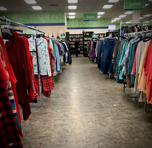 Thrift Store «Goodwill, Serving the People of Southern Los Angeles County», reviews and photos, 800 W Pacific Coast Hwy, Long Beach, CA 90806, USA