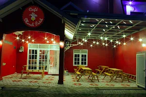 Cafe Merah Putih image