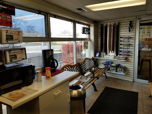 Car Wash «Des Plaines Car Wash», reviews and photos, 513 S River Rd, Des Plaines, IL 60016, USA