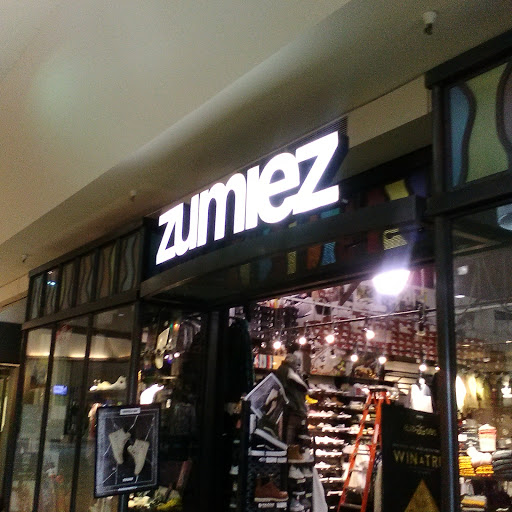 Clothing Store «Zumiez», reviews and photos, 1940 S Commons, Federal Way, WA 98003, USA