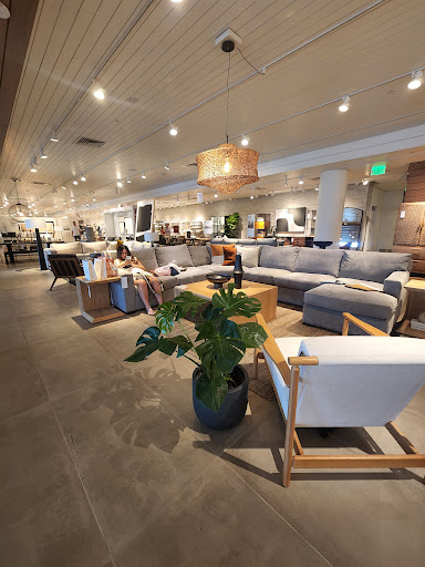 Furniture Store «Crate and Barrel», reviews and photos, 358 San Lorenzo Ave, Coral Gables, FL 33146, USA