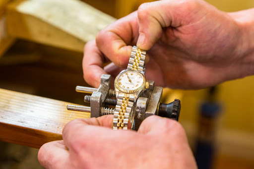 Jewelry Buyer «Jewelry & Fix», reviews and photos, 674 Dogwood Ave, Franklin Square, NY 11010, USA