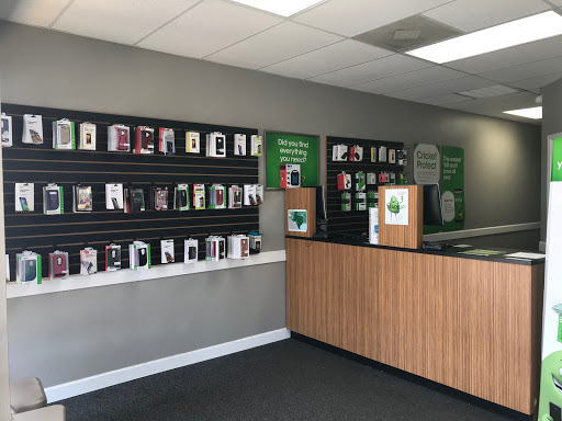 Cell Phone Store «Cricket Wireless Authorized Retailer», reviews and photos, 1362 FM 2673, Canyon Lake, TX 78133, USA