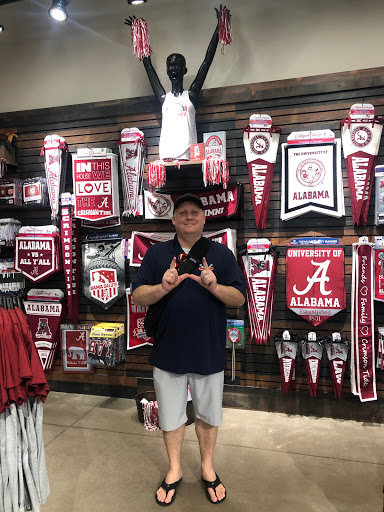 Book Store «University of Alabama Supply Store», reviews and photos, 751 Campus Dr W, Tuscaloosa, AL 35401, USA