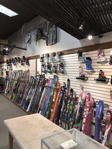 Sporting Goods Store «Sun Valley Sports», reviews and photos, 3900 Medina Rd U, Akron, OH 44333, USA