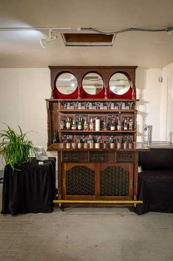 Gourmet Grocery Store «Social Goods: Toys, Taps, Cafe», reviews and photos, 500 E 1st St, Newberg, OR 97132, USA