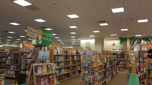 Book Store «Barnes & Noble», reviews and photos, 1758 S Val Vista Dr, Mesa, AZ 85204, USA