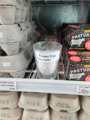 Grocery Store «Manzanita Market: The Little Apple», reviews and photos, 193 Laneda Ave, Manzanita, OR 97130, USA