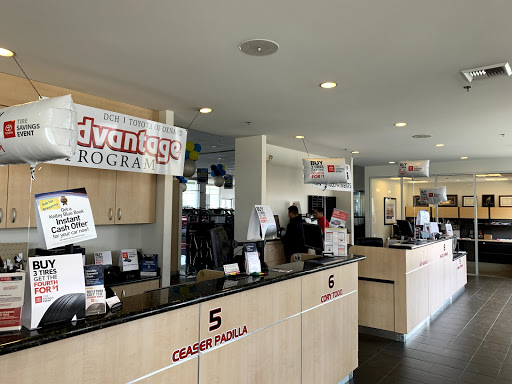 Toyota Dealer «DCH Toyota of Oxnard», reviews and photos, 1631 Auto Center Dr, Oxnard, CA 93036, USA