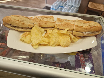 Kiosco cafeteria Daniela Carrer del Campament, 91, Poblados del Oeste, 46035 Valencia, España