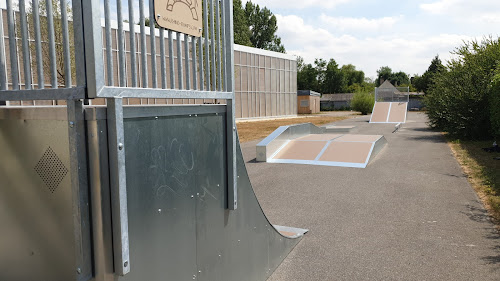 Skatepark de Longueil-Sainte-Marie à Longueil-Sainte-Marie