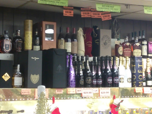 Liquor Store «Stadium Liquor Store», reviews and photos, 319 W 4th St, Covington, KY 41011, USA