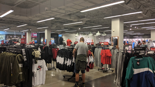 Clothing Store «Nike Factory Store», reviews and photos, 651 Kapkowski Rd #150, Elizabeth, NJ 07201, USA