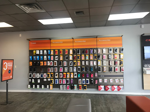 Cell Phone Store «Boost Mobile», reviews and photos, 10427 Pacific Ave S, Tacoma, WA 98444, USA