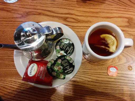 American Restaurant «Cracker Barrel Old Country Store», reviews and photos, 4710 Norrell Dr, Trussville, AL 35173, USA