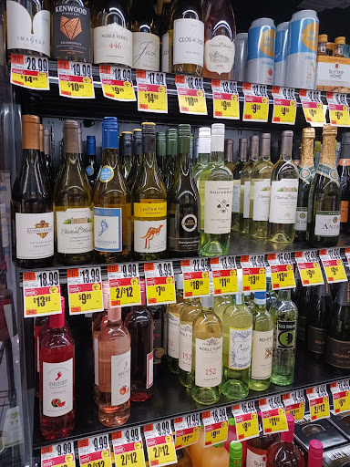 Supermarket «Giant», reviews and photos, 2901 S Glebe Rd, Arlington, VA 22206, USA