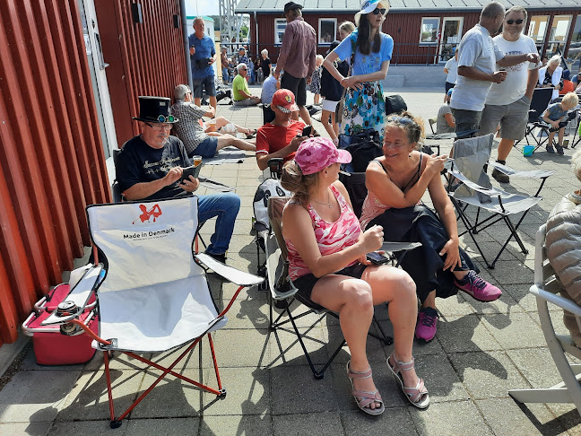 Kommentarer og anmeldelser af Femø Havnehøker