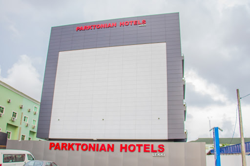 Parktonian Hotel, Plot 2, Kayode Animashaun Street, Off Admiralty Way, Lekki Phase 1, Lekki, Nigeria, Water Park, state Lagos