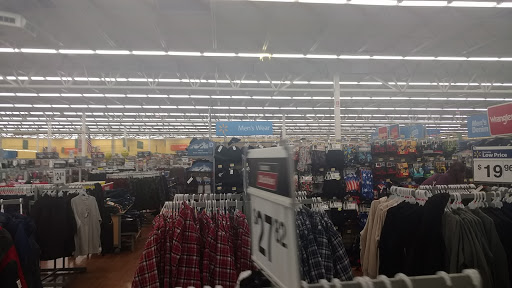 Department Store «Walmart Supercenter», reviews and photos, 180 Levittown Center, Levittown, PA 19055, USA