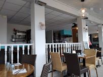 Atmosphère du Restaurant français LA VILLA DE LUC à Luc-sur-Mer - n°2
