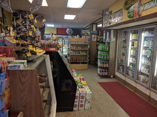 Grocery Store «Madison Food Mart», reviews and photos, 902 E Johnson St, Madison, WI 53703, USA
