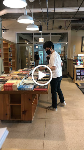 Book Store «Seminary Co-op Bookstore», reviews and photos, 5751 S Woodlawn Ave, Chicago, IL 60637, USA