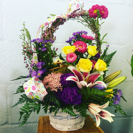 Florist «Open Air Designs - Florist | Wedding Planning | Gifts», reviews and photos, 607 N Myrtle Ave, Clearwater, FL 33755, USA